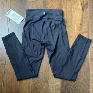 NWT Women’s lululemon High Waisted 25” workout tights, black size 2